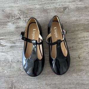 Utopia Shoes Little Girls Ballet Ankle Strap Flats Mary Jane Black Patent US 11